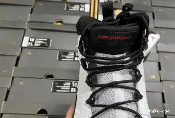 Hyperoad Jordan Retro 9 OG 0630